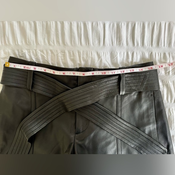 NWT Vince Women’s 100% Lamb Leather High Rise Shorts Size 4 - Picture 10 of 13